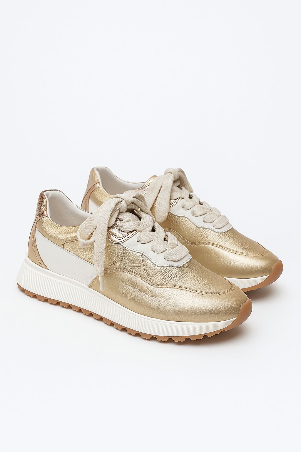 TENIS DORADO X BEIS