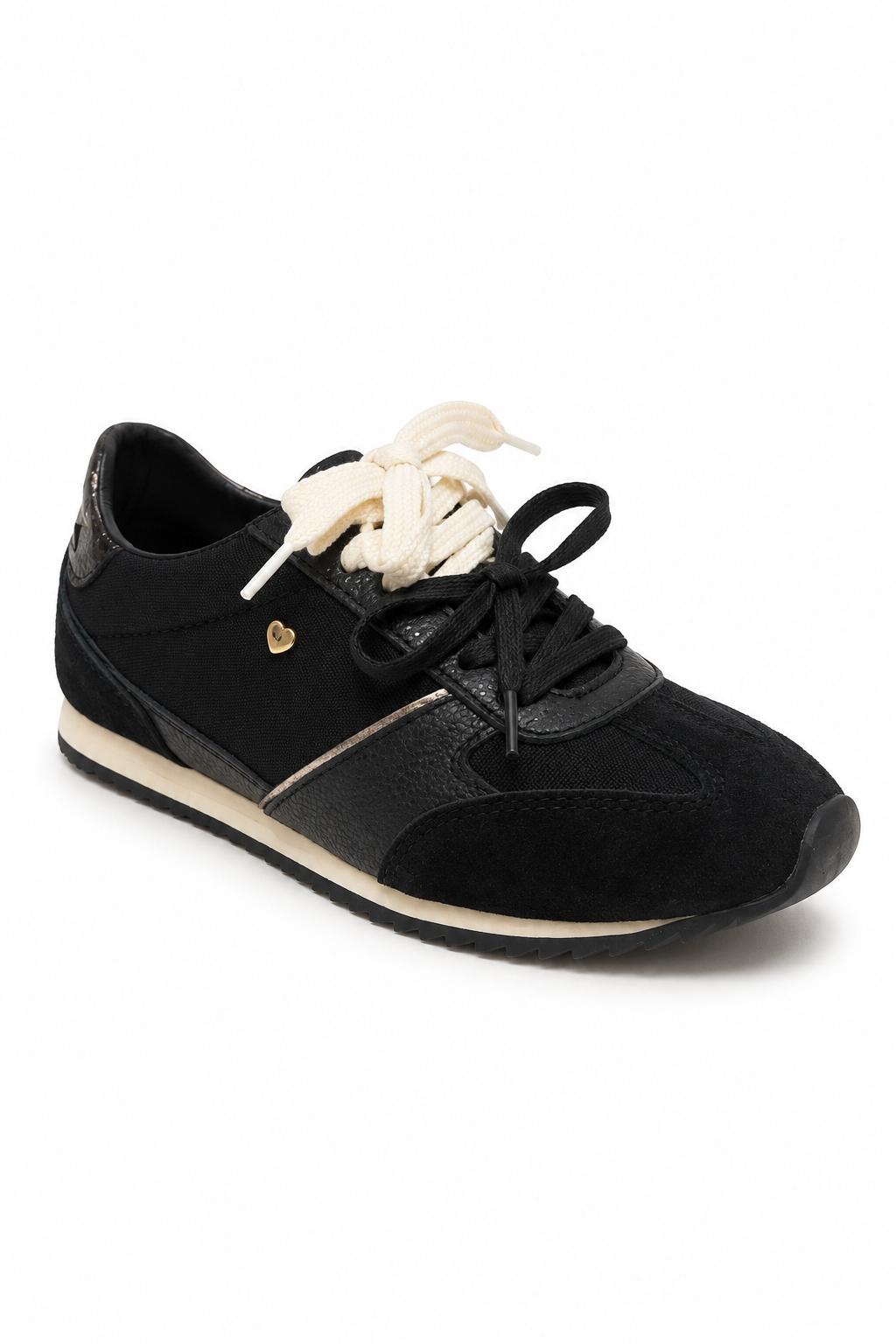 Tenis en Cuero Negro con Cordones Bicolor