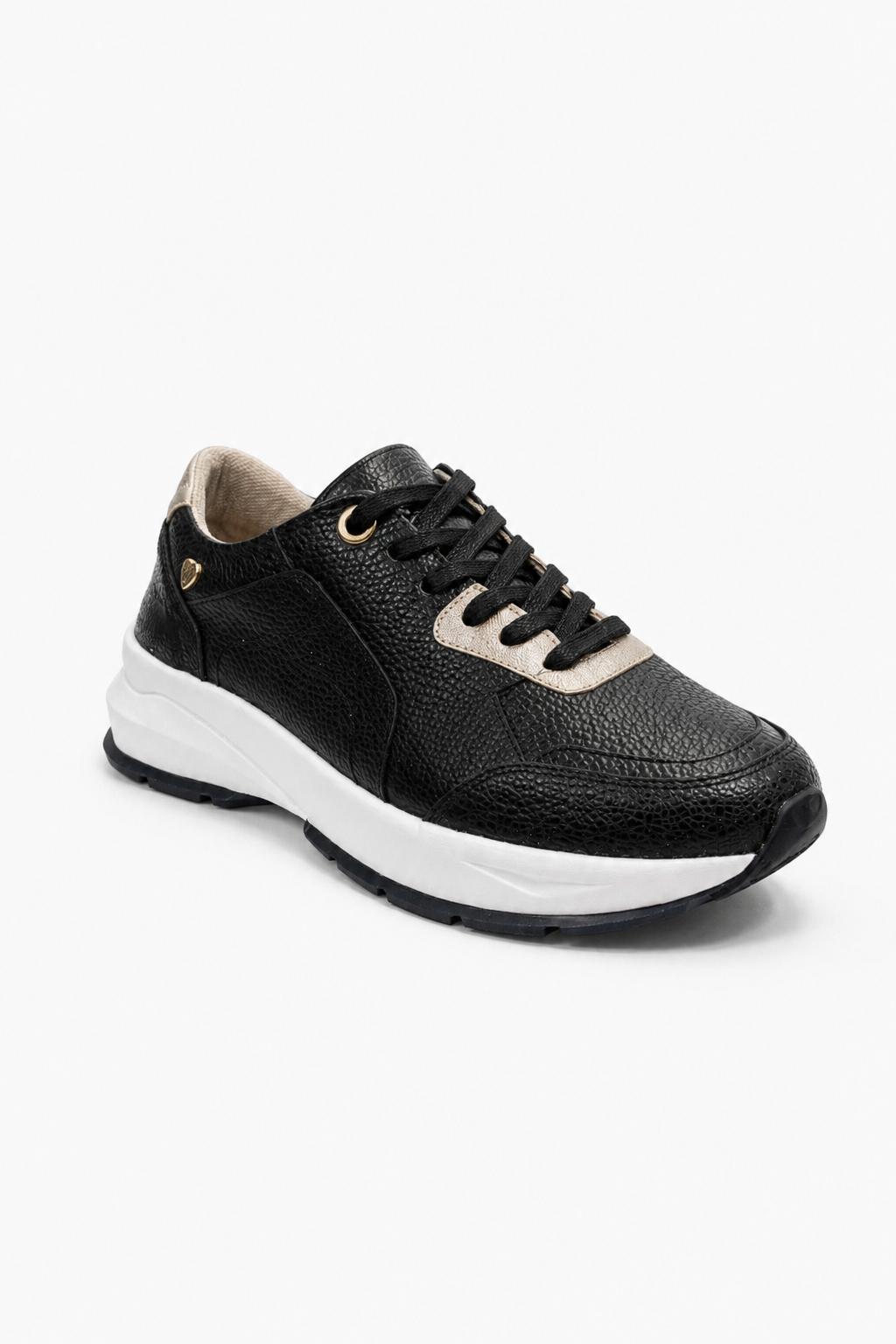 Tenis en cuero negro con dorado
