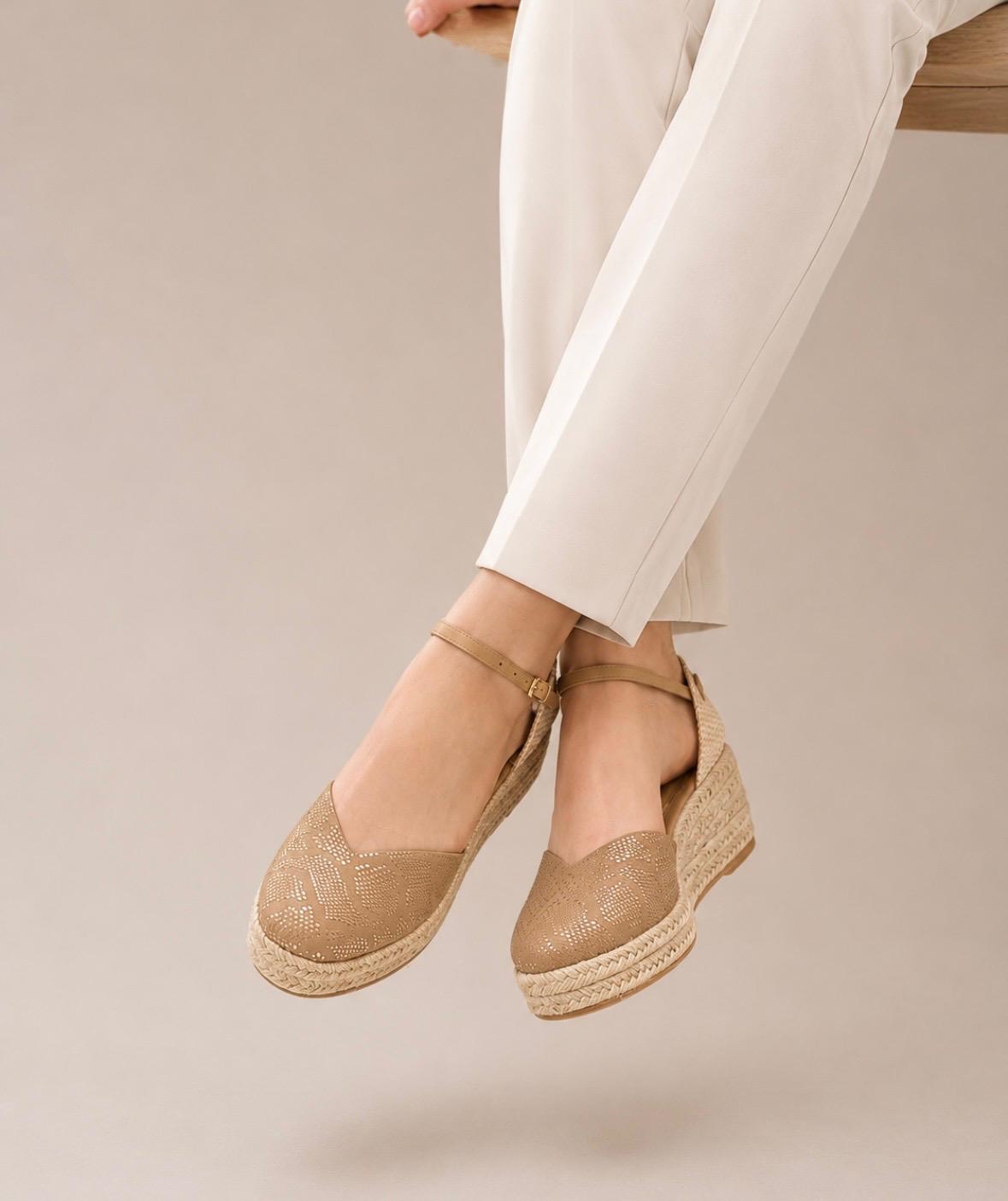 Alpargata Plataforma Beige con Brillos