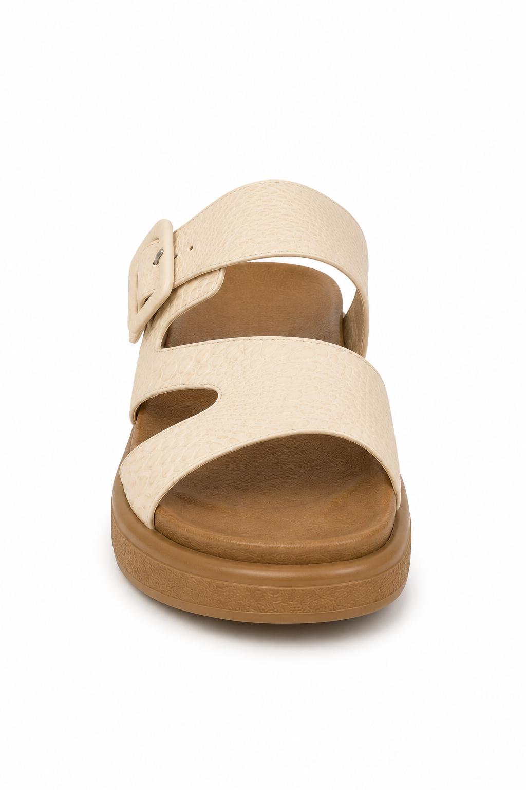 Sandalia en Cuero Beige con Hebilla