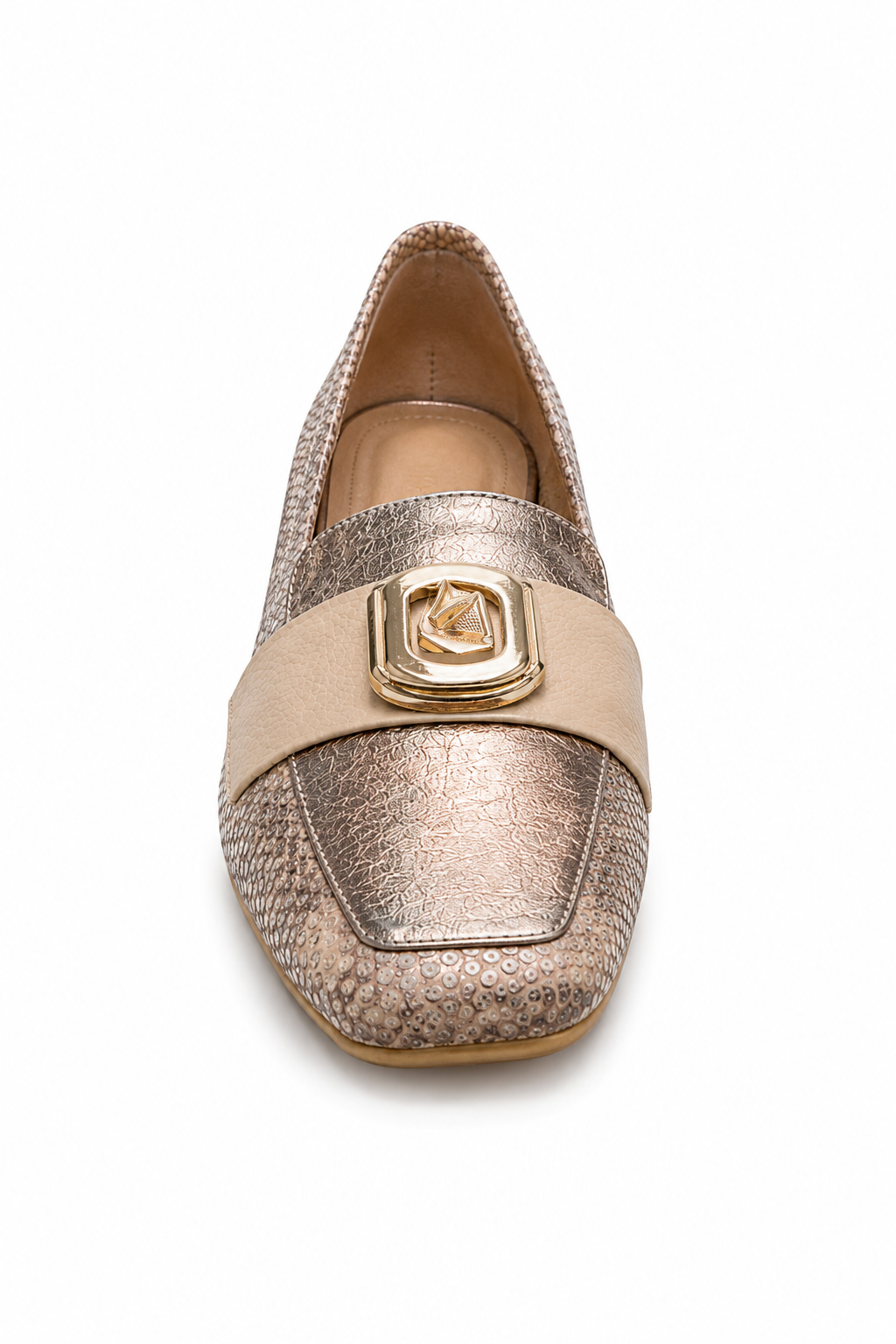 Zapato  cerrado con tacon para mujer