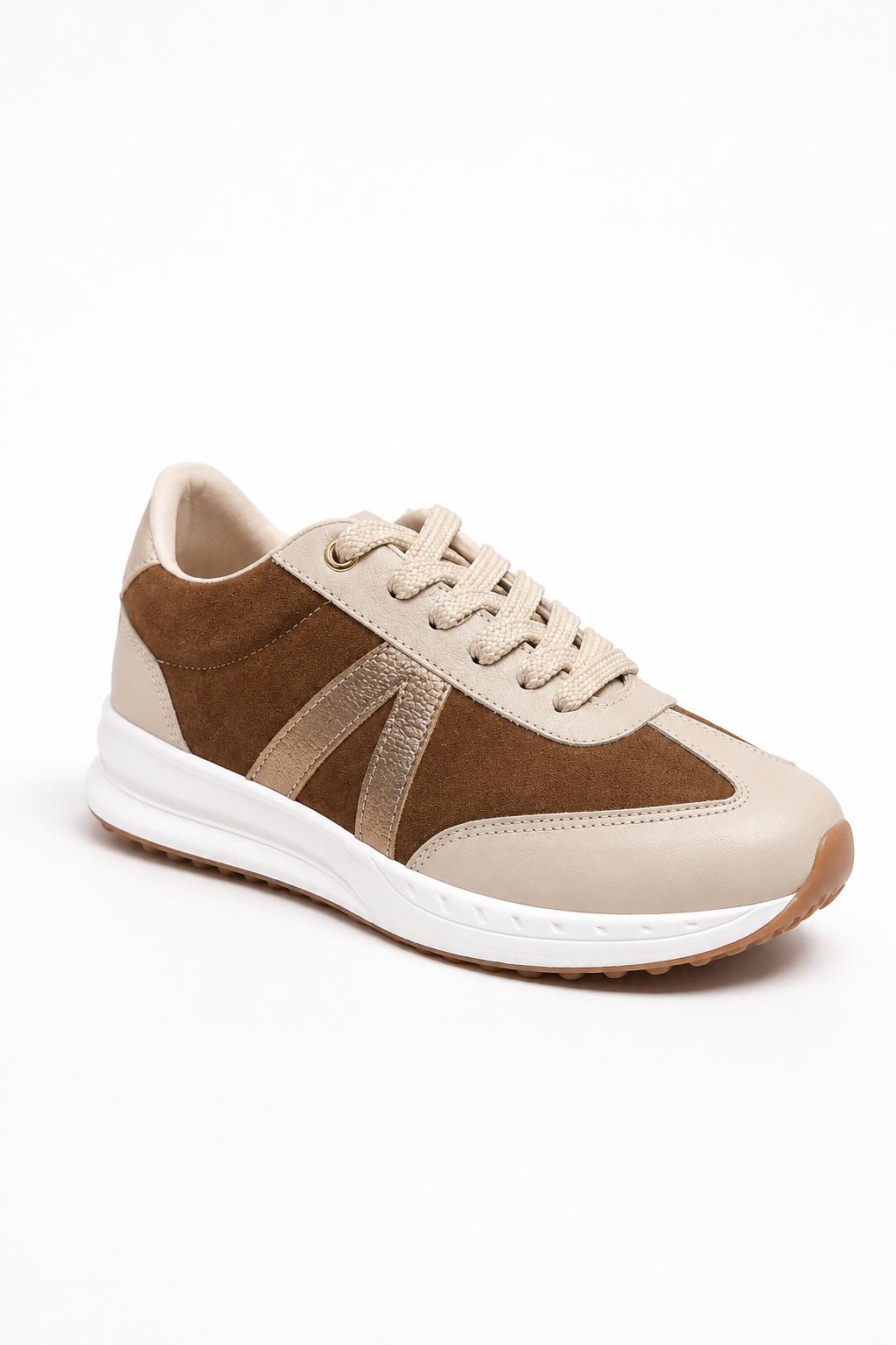 Tenis casual para mujer en cuero – Café/Beige